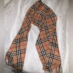 Vintage Burberry scarf